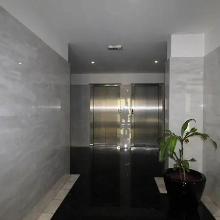 Apartment White House T1 *